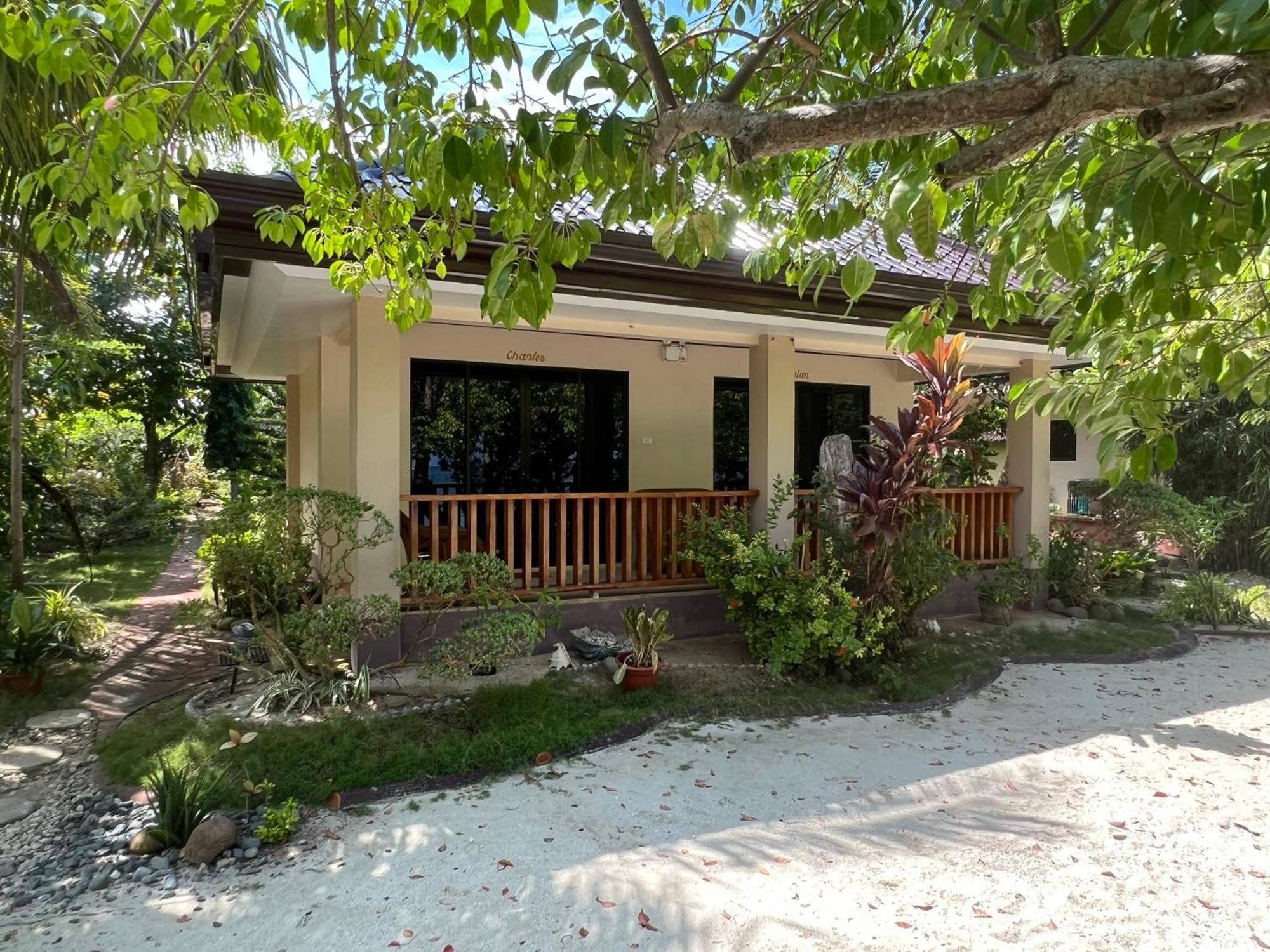 Adayo Cove Resort Siquijor Exteriör bild