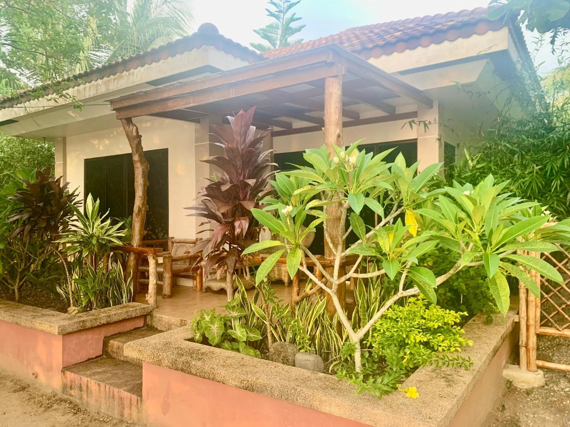 Adayo Cove Resort Siquijor Exteriör bild