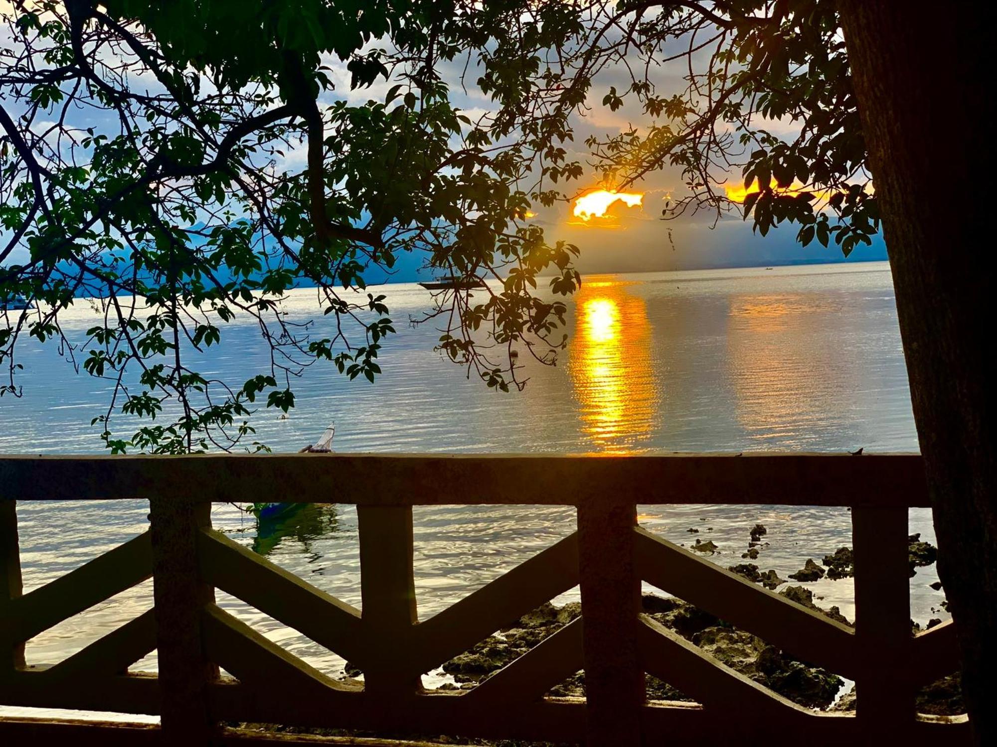 Adayo Cove Resort Siquijor Exteriör bild
